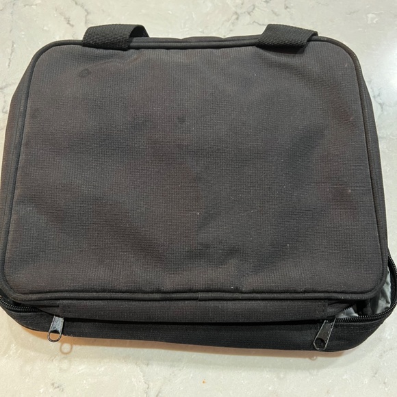 Black hanging canvas toiletry bag waterproof pockets - Picture 2 of 4